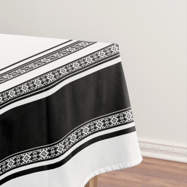 Toalha De Mesa Renda preta e branca trançada e listras horizontai (Posição Original)
