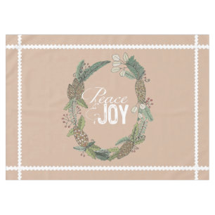 Toalha De Mesa Tan Peace Joy Evergreen Cones Wreath Tablecloth