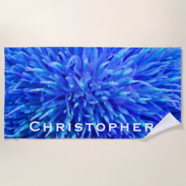 Toalha de praia abstrata do azul com nome branco