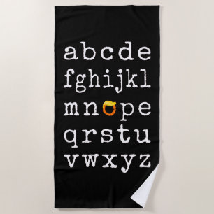 Toalha De Praia Anti-Trump Alphabet - Nope V
