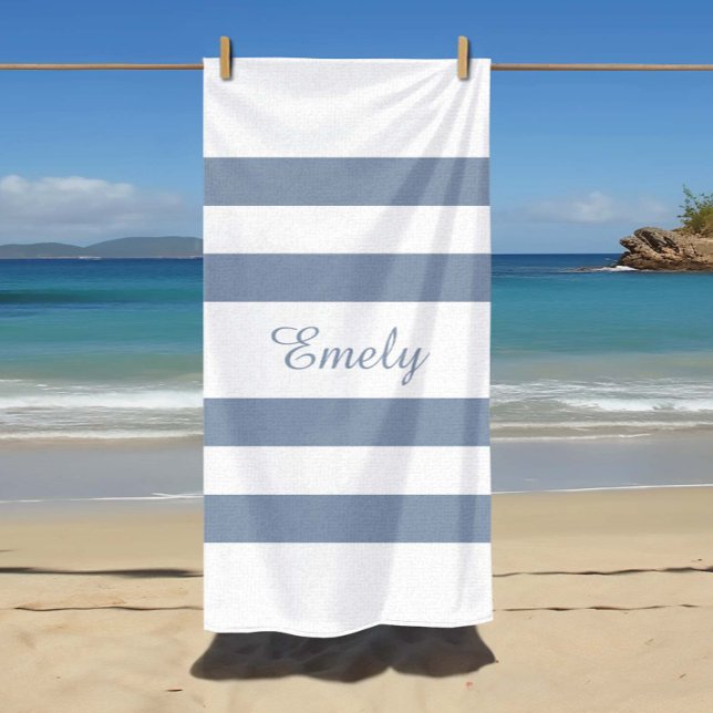 Toalha De Praia Azul moderno seco riscado (Modern Dusty Blue Striped Beach Towel)