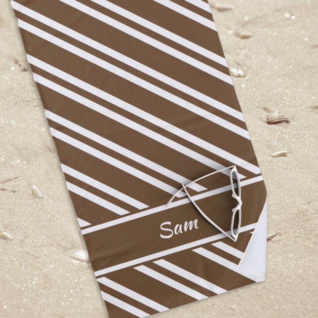 Toalha De Praia Bandas brancas e castanhas personalizadas (brown and white striped beach towel to be personalized.)