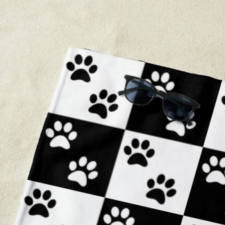 Toalha De Praia Black and white paw print checkout Beach Towel