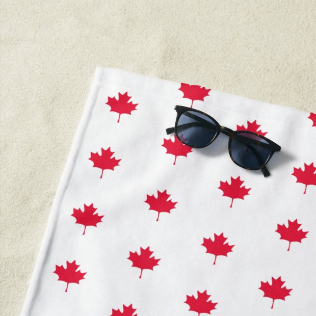 Toalha De Praia Canada Day Mapleleaf White Beach Towel (In Situ)