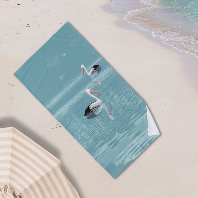 Toalha De Praia Casal pelicano remando em água aquática calma (Criador carregado)