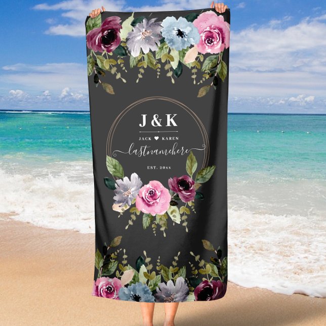 Toalha De Praia Casamento de Monograma Elegante (Elegant Monogram Wedding Beach Towel)
