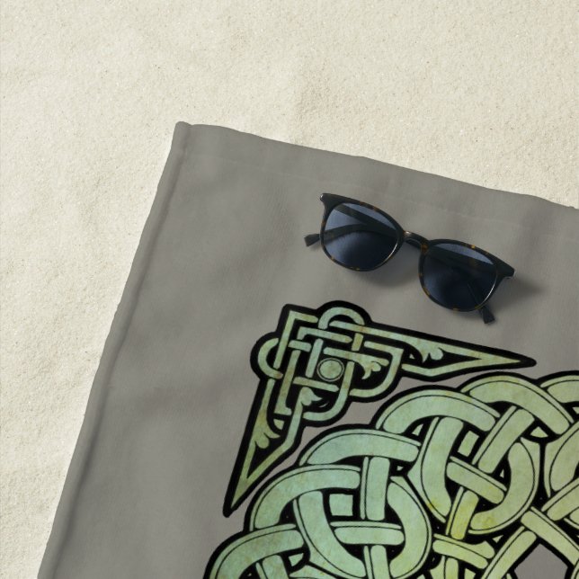 Toalha De Praia Celtic Knotwork Mandala (In Situ)