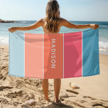 Toalha De Praia Chic de Colorblock Personalizado Moderno Colorido<br><div class="desc">Esta design colorida e moderna apresenta um padrão de blocos coloridos em azul,  rosa e coral com seu nome personalizado #beachtowels #toalhas #férias #natação</div>
