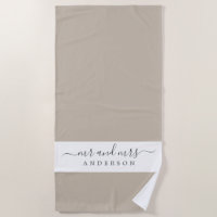 Chic Newlywn Sr Sra. Cinza White Monogrammed