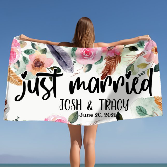 Toalha De Praia Chuva de Casamento Personalizada Noivado Presente  (Personalized Wedding Engagement Bridal Shower Beach Towel)