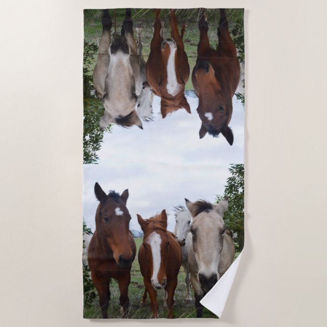 Toalha De Praia Deliciosos problemas com cavalos, Beach Towel (Frente)
