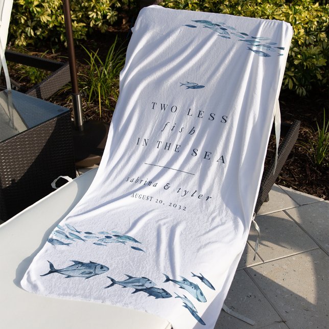 Toalha De Praia Dois Peixes a Menos no Casamento Marítimo (Criador carregado)