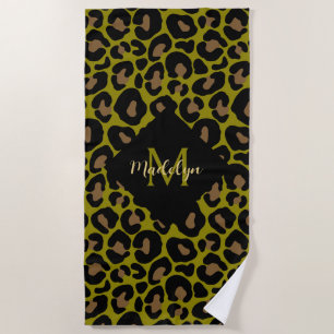 Toalha De Praia Elegante monograma de leopardo verde oliva e preto