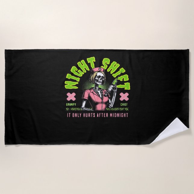 Toalha De Praia Enfermeira do turno da noite - Enfermeira nacional (Frente)