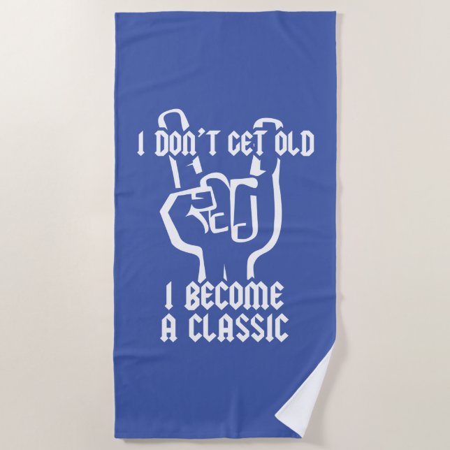 Toalha De Praia Eu me torno um clássico (Frente)