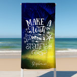 Toalha De Praia Faça Um Desejo Em Uma Torta De Peixe-Frio Personal<br><div class="desc">Faça Um Desejo Em Uma Torre De Praia Personalizada E Cuta De Starfish. Este design apresenta um pôr do sol azul e amarelo com palmeira.</div>