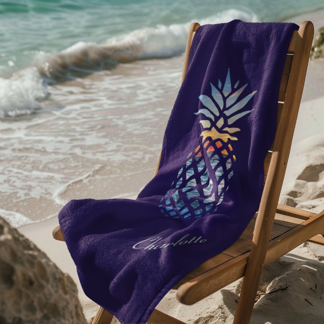 Toalha De Praia Férias Personalizadas de Abacaxi de Praia Sunset (Purple Bluish Pineapple Vacation Beach Towel)