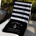 Toalha De Praia Fim de Semana de Bachelorette Personalizado Preto<br><div class="desc">Celebre seu fim de semana de solteira,  saia ou festejo com essas toalhas de praia personalizadas únicas. O design personalizado apresenta listras negras e brancas clássicas com o nome,  o tipo de evento,  o ano e o destino da noiva,  acompanhando uma corda branca e a ilustração da âncora.</div>