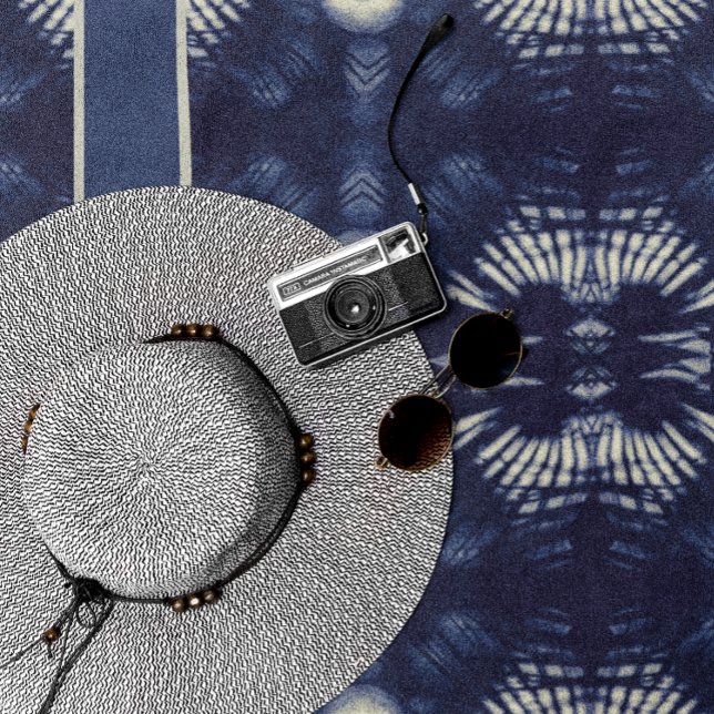 Toalha De Praia Folha de Palma em Azul Delft, personalizável (Criador carregado)