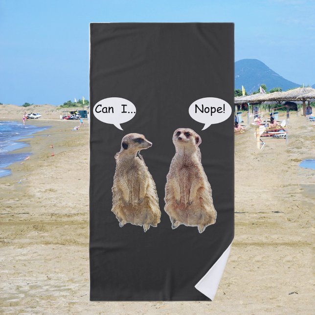 Toalha De Praia Funny, cute meerkats in conversation   (Criador carregado)