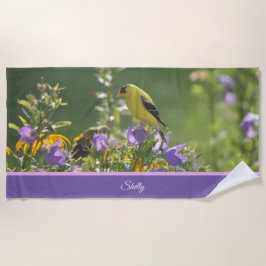 Toalha De Praia Goldfinch em uma Flor Harebell