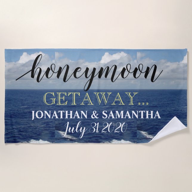 Toalha De Praia Honeymoon Getaway Ocean Waves Beach Towel (Frente)