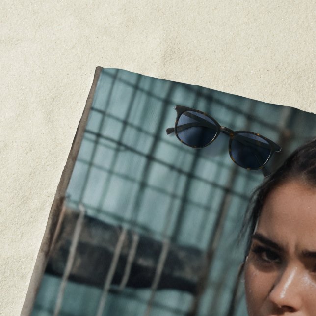 Toalha De Praia #HotLaysCoolWavesBeachTowel (In Situ)