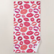 Kiss Lábios Love Beach Towel