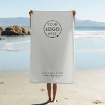 Toalha De Praia Logotipo comercial | Cinza Mínimo de Promocional<br><div class="desc">Um simples modelo de toalha de praia de cinza prateada personalizado em um estilo moderno minimalista que pode ser facilmente atualizado com o logotipo,  o slogan e os detalhes comerciais da sua empresa. #beachtowel #logo #business #swag</div>