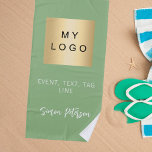 Toalha De Praia Logotipo comercial de assinatura de nome verde Sag<br><div class="desc">Sage verde fundo. Personalize e adicione o logotipo da sua empresa,  um texto (ou exclua se não desejar) seu nome. Texto branco.</div>