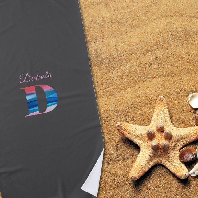 Toalha De Praia Mínimo luxo coral azul nome inicial D cinza (Criador carregado)