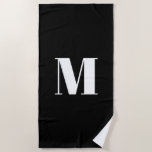 Toalha De Praia Monograma branco preto minimalista inicial<br><div class="desc">Personalizar o monograma inicial de Black Beach Towel</div>