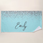 Toalha De Praia Monograma de Prata Leve Azul Aqua<br><div class="desc">Prata Azul Aqua Azul Teal Glitter Monograma Nome Toalha Praia. Isto faz o doce e perfeito aniversário de 16 anos,  casamento,  chá de panela,  aniversário,  chá de fraldas ou festa de solteira presente para alguém que ama luxo de luxo e estilos quíticos.</div>