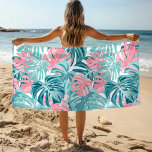 Toalha De Praia Monstera Chic Tropical Deixa Padrão Floral<br><div class="desc">Este design de tema tropical apresenta uma elegante folhagem de plantas de Monstera,  rosa e lacrimejante. #floral #botânico #tropical #folhas #monstera #cor-de-rosa #teal #girly #na moda #elegante #feriado #legal #tendência #moda #estilo #beachtoels #toalhas #presentes #natação #natação #piscina #ao ar livre #chic</div>