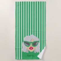 Mulher legal de cabelos de Cinza com óculos verdes