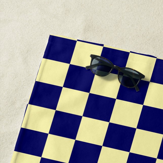 Toalha De Praia Navy Blue and Yellow Checkerboard Pattern (In Situ)
