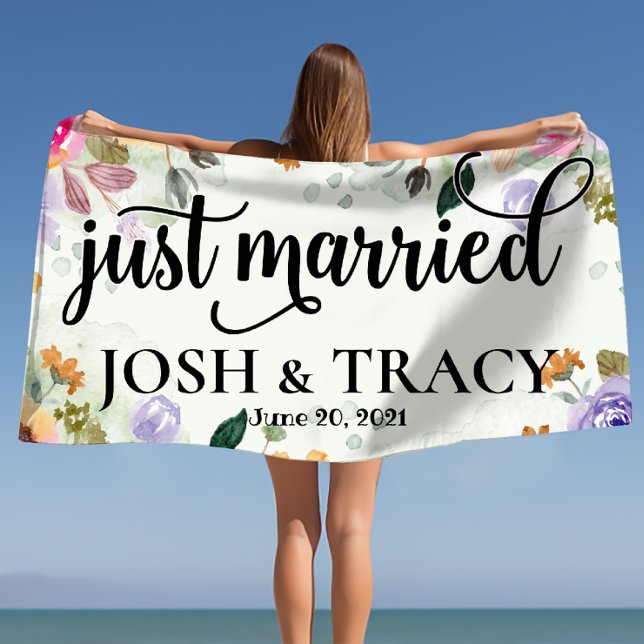 Toalha De Praia Noiva e noiva, Wifey e Hubby, Recem casados (Bride and Groom, Wifey and Hubby, Just Married Beach Towel)