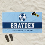 Toalha De Praia Nome do Jogador Azul de Futebol do Marinho Persona<br><div class="desc">Design de toalha de praia personalizada para crianças e adolescentes apresenta uma bola de futebol personalizada com o número uniforme do jogador, texto personalizado para o primeiro ou sobrenome do jogador e texto moderno para o nome do time do futebol. Faz um presente de favor único para torneios e festas...</div>