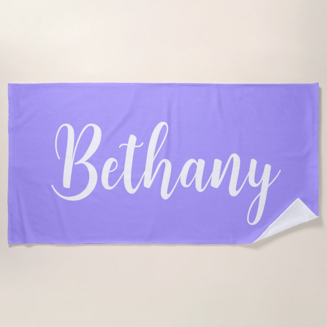 Toalha De Praia Nome grande em branco na Lavanda (Frente)