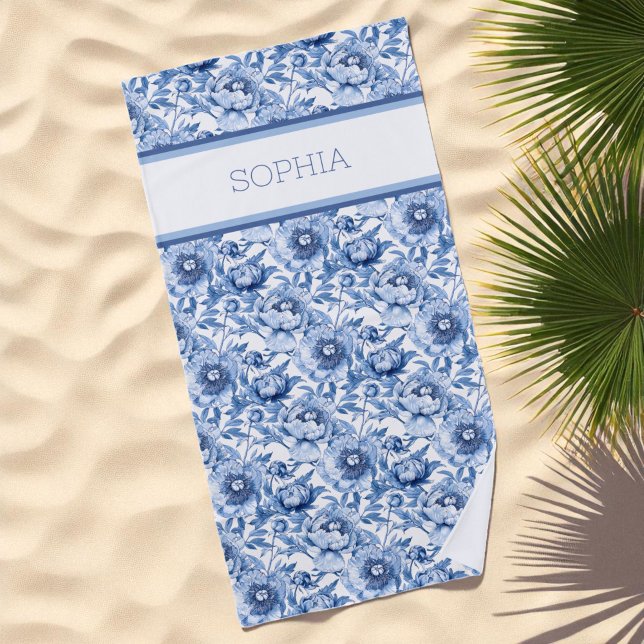 Toalha De Praia Nome Personalizado Azul Botânico Floral Delicado F (Custom Name Botanical Blue Floral Delicate Flower Beach Towel)