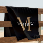 Toalha De Praia Nome Personalizado Monograma Preto<br><div class="desc">Crie a sua toalha preta à volta da praia personalizada com o seu nome e monograma personalizados.</div>