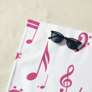 Toalha De Praia Notas da música da onda do Clef de triplo no rosa