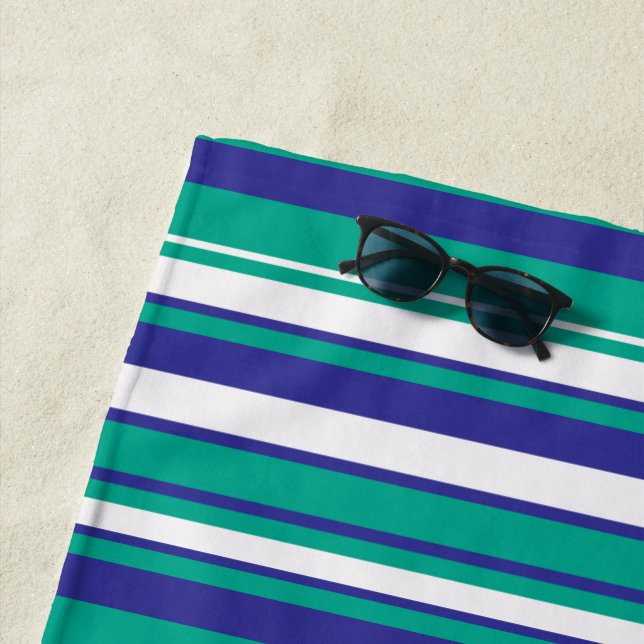 Toalha De Praia Ocean Breeze Diagonal Stripe Beach Towel (In Situ)