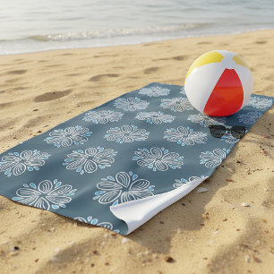 Toalha De Praia Padrão de Flor em azul e branco