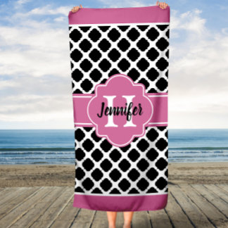 Toalha De Praia Padrão de Quatrefoil de Marrocos preto e branco
