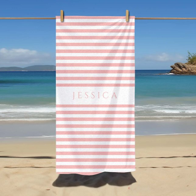 Toalha De Praia Padrão de risca rosa moderno personalizado (Personalized Modern Pink Striped Pattern Beach Towel)