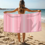 Toalha De Praia Padrão de Stripe Rosa Moderno Chic<br><div class="desc">Este design na moda apresenta faixas rosa,  cinzas e brancas. #cor-de-rosa #cinza #cinza #branca #stripes #padrão #chic #na moda #elegante #moderna #trendy #girly #pré-py #toalhas #praia #beachtowels #esportes #natação #natação #nadador #férias #férias</div>