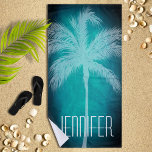 Toalha De Praia Palma Tropical Aqua Blue Personalised Beach Towel<br><div class="desc">Design de palma branca e azul-aqua,  brilhante e tropical,  a frio.</div>