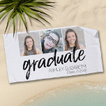 Toalha De Praia Parabéns Mais velho 3 Foto para Graduação<br><div class="desc">Adicione texto e fotos personalizados - Um modelo perfeito para uma celebração de verão. Adicione 3 fotos, além do nome e ano do formando. O formando está em uma fonte moderna e russa escrita à mão que pode ser usada para as caras ou meninas. Mostre ao estilo as fotos do...</div>