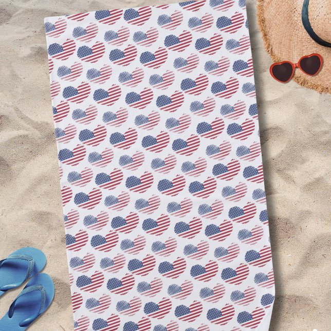 Toalha De Praia Patriótico Azul Branco da bandeira americana (Cute Patriotic American Flag Rustic Heart Pattern Beach Towel)